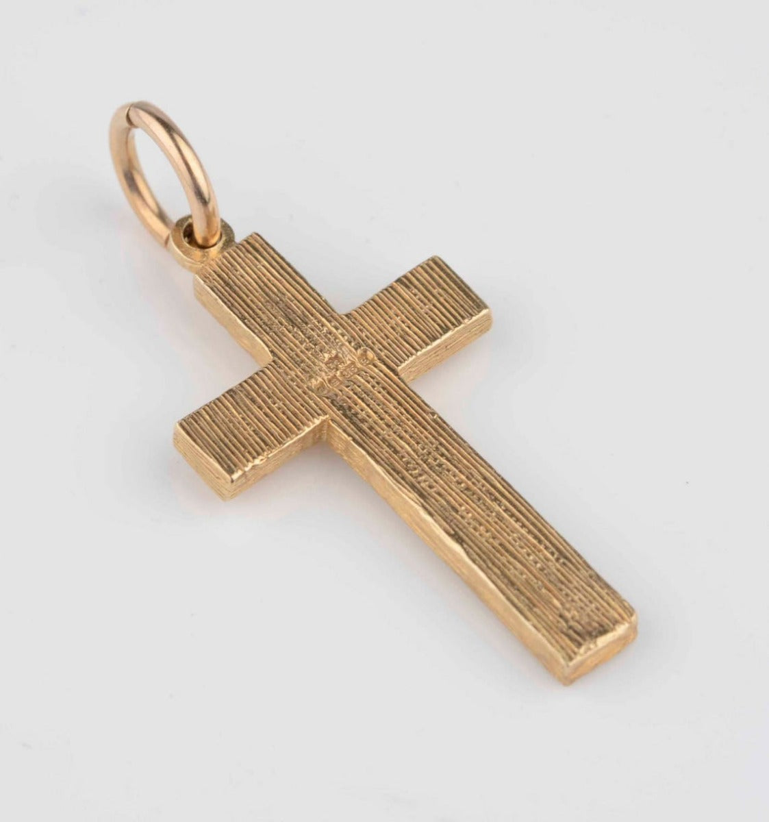 9ct Yellow Gold Decorative Engraved Cross Pendant