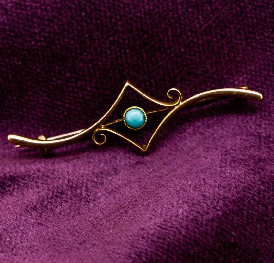 Edwardian 15ct Yellow Gold Turquoise Bar Brooch