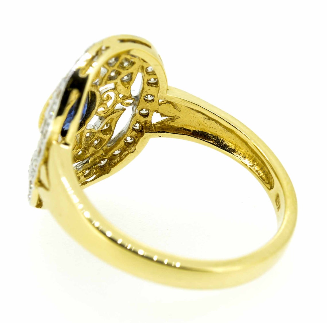 18ct Yellow Gold Antique Style Sapphire and Diamond Cluster Ring