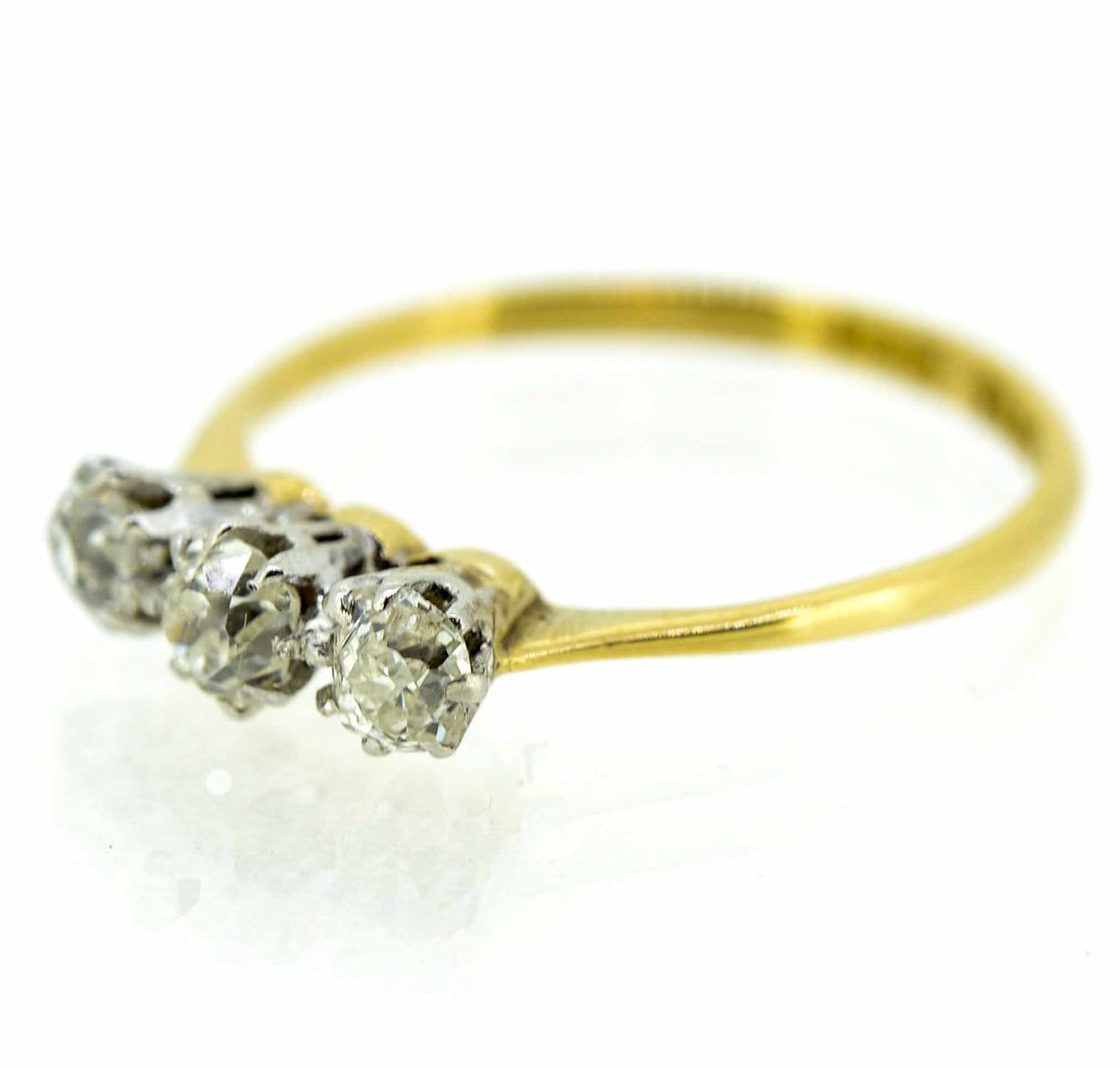 Early 20th Century 18ct Yellow Gold Old Cut Diamond Three Stone Ring