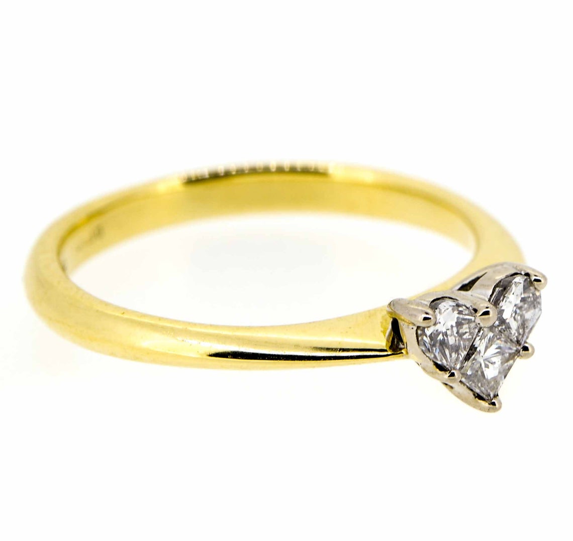18ct Yellow Gold Diamond Heart Cluster Ring