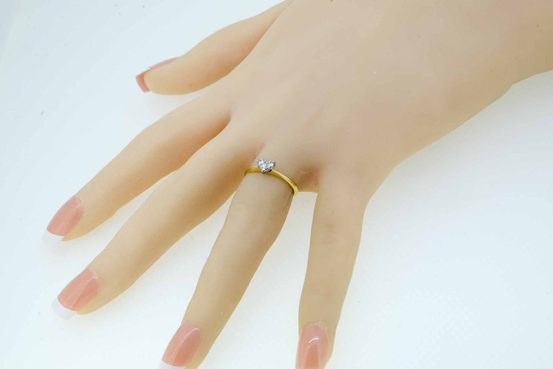 18ct Yellow Gold Diamond Heart Cluster Ring