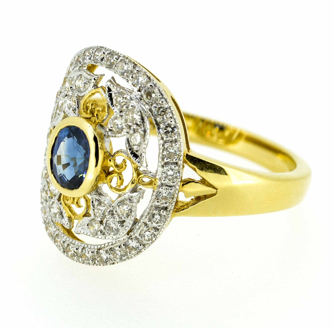 18ct Yellow Gold Antique Style Sapphire and Diamond Cluster Ring