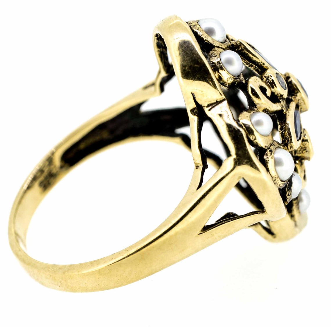 9ct Yellow Gold Antique Style Sapphire Diamond and Pearl Ring