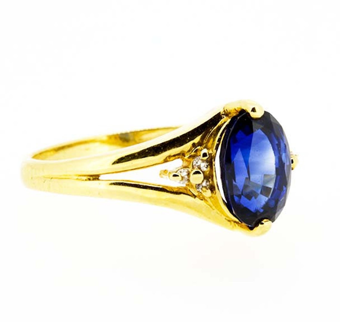18ct Yellow Gold Sapphire And Diamond Dress Ring