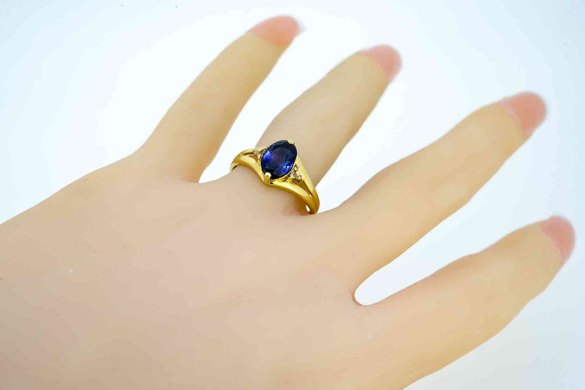 18ct Yellow Gold Sapphire And Diamond Dress Ring