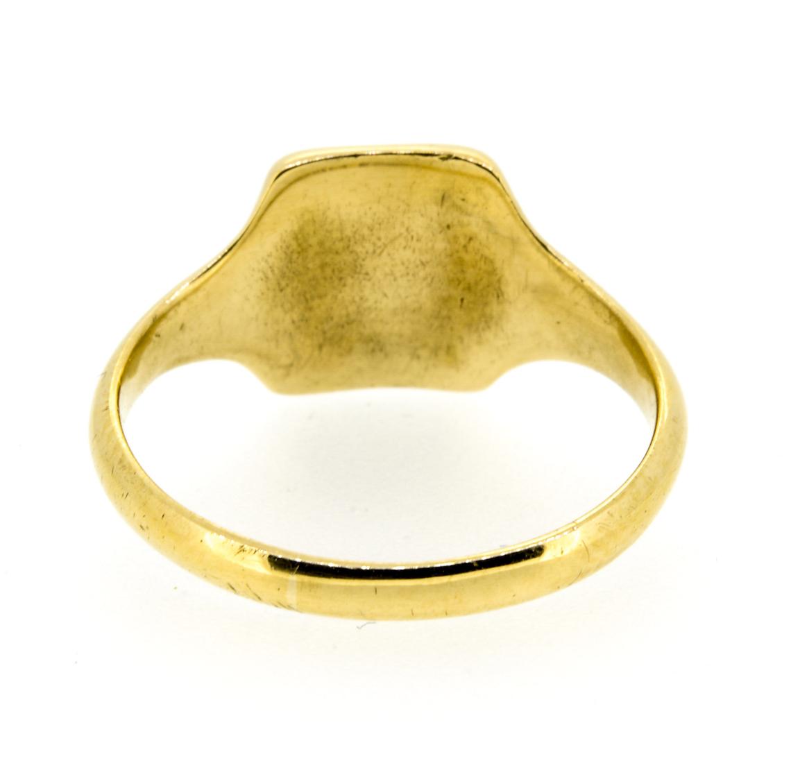 Early 20th Century 18ct Yellow Gold Signet Ring