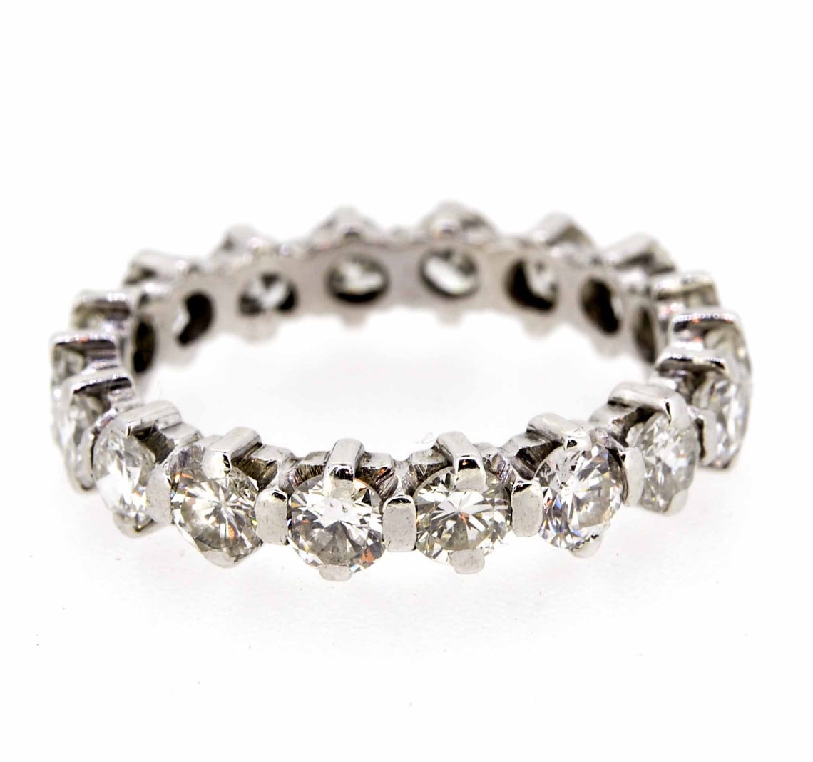 18ct White Gold Diamond Full Eternity Ring