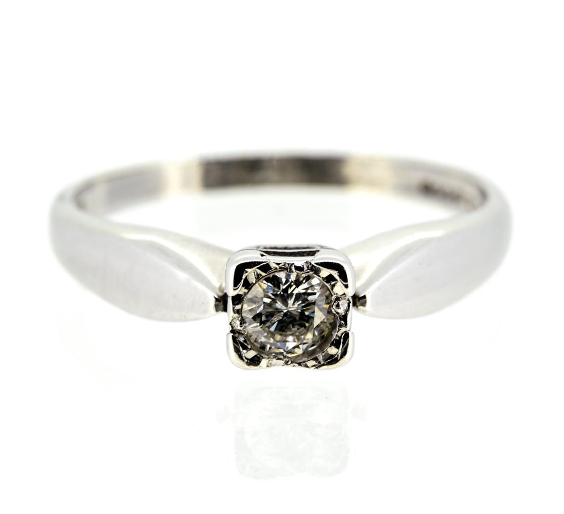 9ct White Gold Brilliant Cut Diamond Engagement Ring